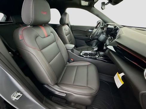 New 2026 Chevrolet Trax RS w/ Sunroof Package FWD image 26