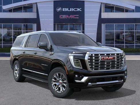 New 2026 GMC Yukon XL Denali image 7
