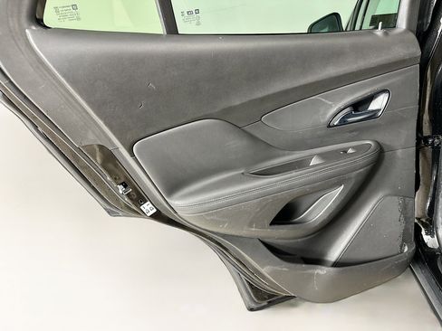 Used 2020 Buick Encore Preferred image 25