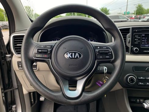 Used 2019 Kia Sportage LX FWD image 13