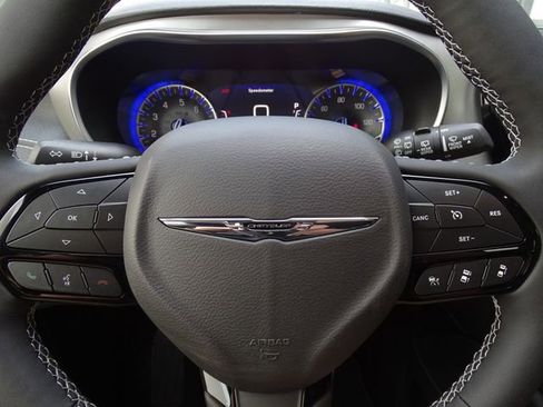 New 2024 Chrysler Pacifica Limited w/ S Appearance Package image 21