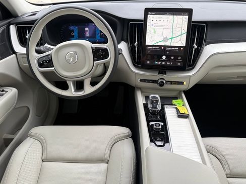 New 2026 Volvo XC60 T8 Ultra w/ Protection Package Premier AWD/4WD image 11
