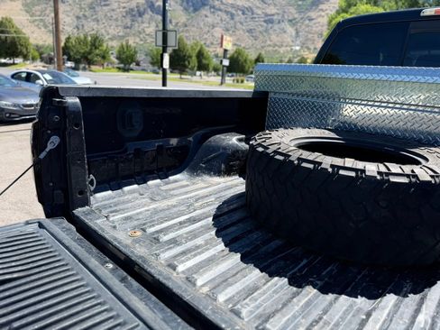 Used 2015 Ford F350 Lariat w/ Lariat Ultimate Package AWD/4WD image 29
