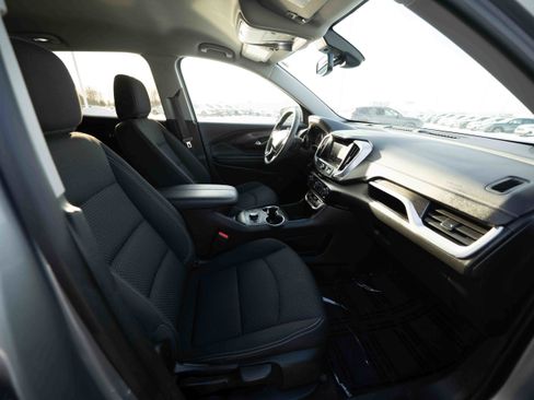 Used 2023 GMC Terrain SLE w/ Driver Convenience Package image 27