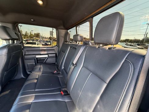 Used 2022 Ford F250 Lariat w/ Black Appearance Package AWD/4WD image 25