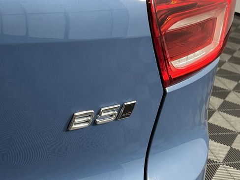 Used 2023 Volvo XC40 B5 Ultimate w/ Protection Package image 19
