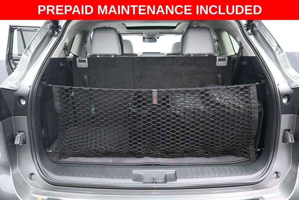 Certified 2026 Toyota Highlander Platinum AWD/4WD image 33