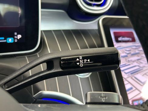 Used 2025 Mercedes-Benz C 300 4MATIC Sedan image 33