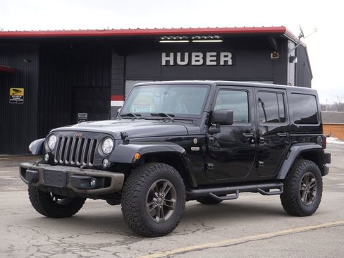 Used 2017 Jeep Wrangler Unlimited Sahara image 1