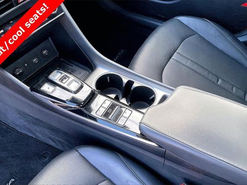 Used 2021 Hyundai Sonata Limited w/ Cargo Package image 17