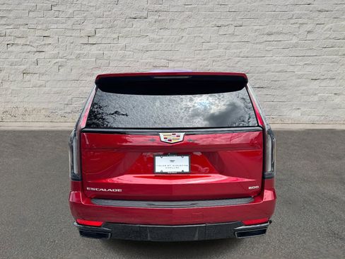 Certified 2024 Cadillac Escalade Sport Platinum image 4