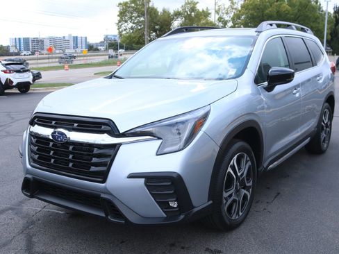 New 2025 Subaru Ascent Limited w/ Popular Package #2 image 7
