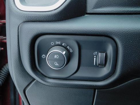 Used 2024 RAM 2500 Big Horn image 36