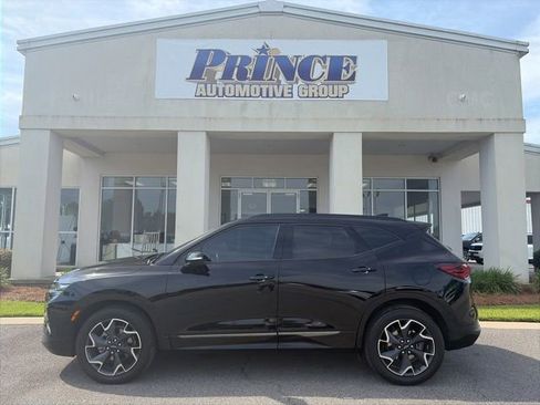 Used 2022 Chevrolet Blazer RS w/ Driver Confidence II Package FWD image 1