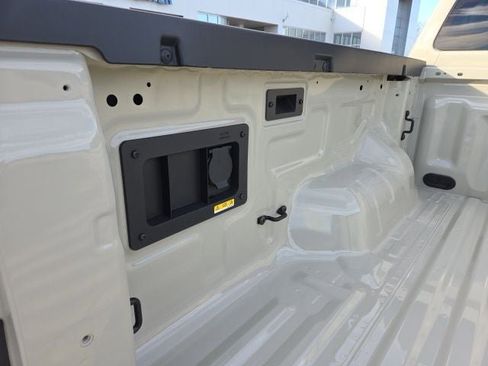 New 2025 Ford Ranger XLT image 8