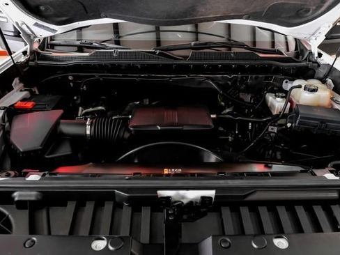 Used 2022 Chevrolet Silverado 2500 LT w/ Convenience Package AWD/4WD image 7
