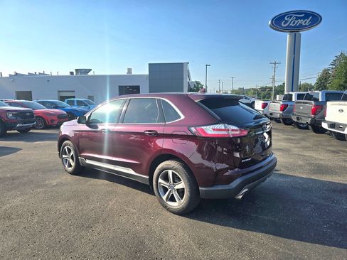 Used 2020 Ford Edge SEL w/ Convenience Package AWD/4WD image 3