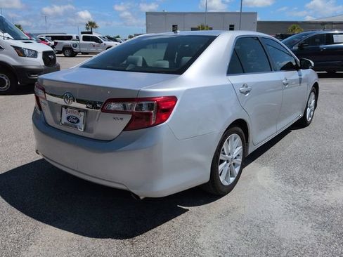 Used 2014 Toyota Camry XLE FWD image 4