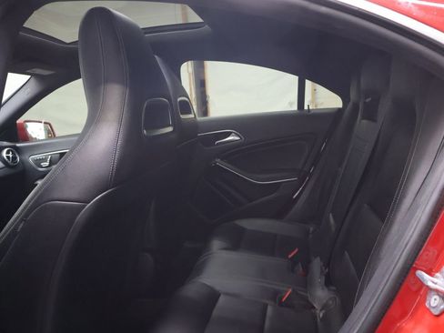 Used 2019 Mercedes-Benz CLA 250 4MATIC image 14