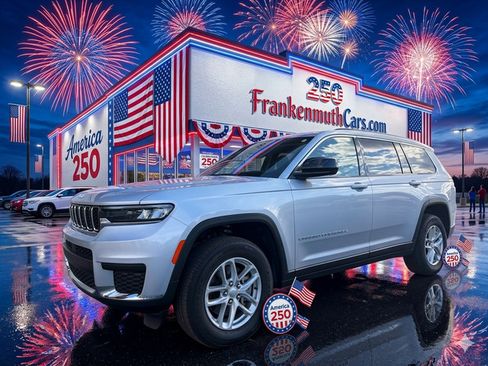 Used 2023 Jeep Grand Cherokee L Laredo w/ Luxury Tech Group I AWD/4WD image 1