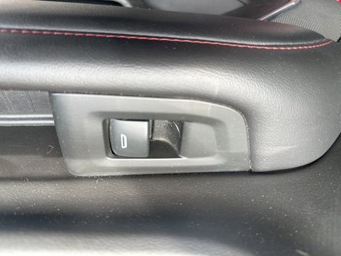 Used 2022 Chevrolet Tahoe RST w/ Luxury Package image 28