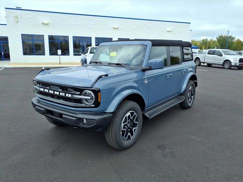 New 2025 Ford Bronco Outer Banks image 14