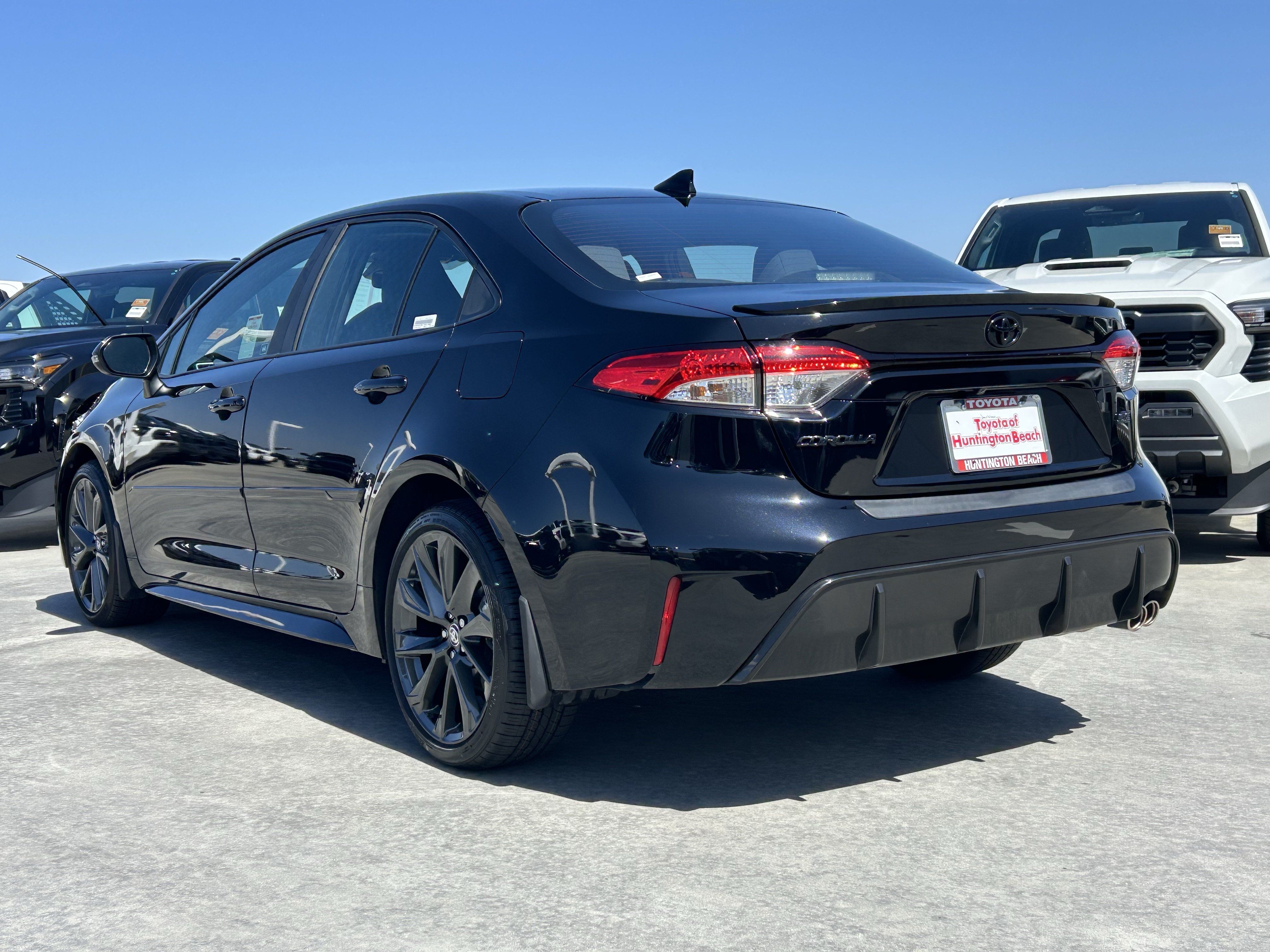 Certified 2024 Toyota Corolla SE FWD image 5