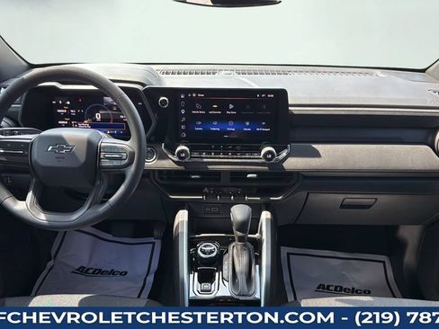 Used 2026 Chevrolet Colorado Trail Boss AWD/4WD image 17