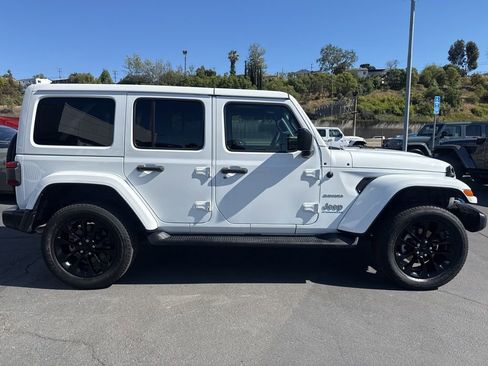 Used 2023 Jeep Wrangler Unlimited Sahara image 10