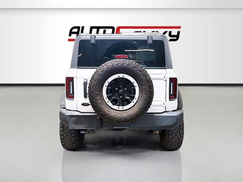 Used 2023 Ford Bronco Big Bend w/ Sasquatch Package AWD/4WD image 6