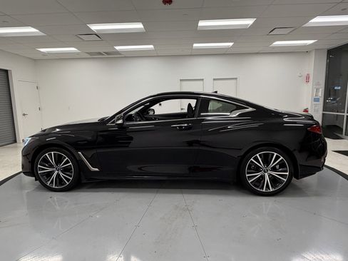 Used 2022 INFINITI Q60 3.0t Luxe w/ Essential Package image 4