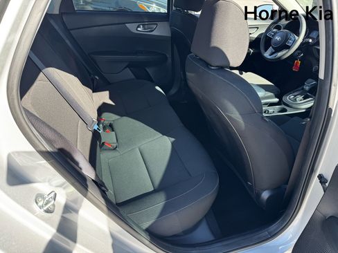 Used 2021 Kia Forte LXS image 27