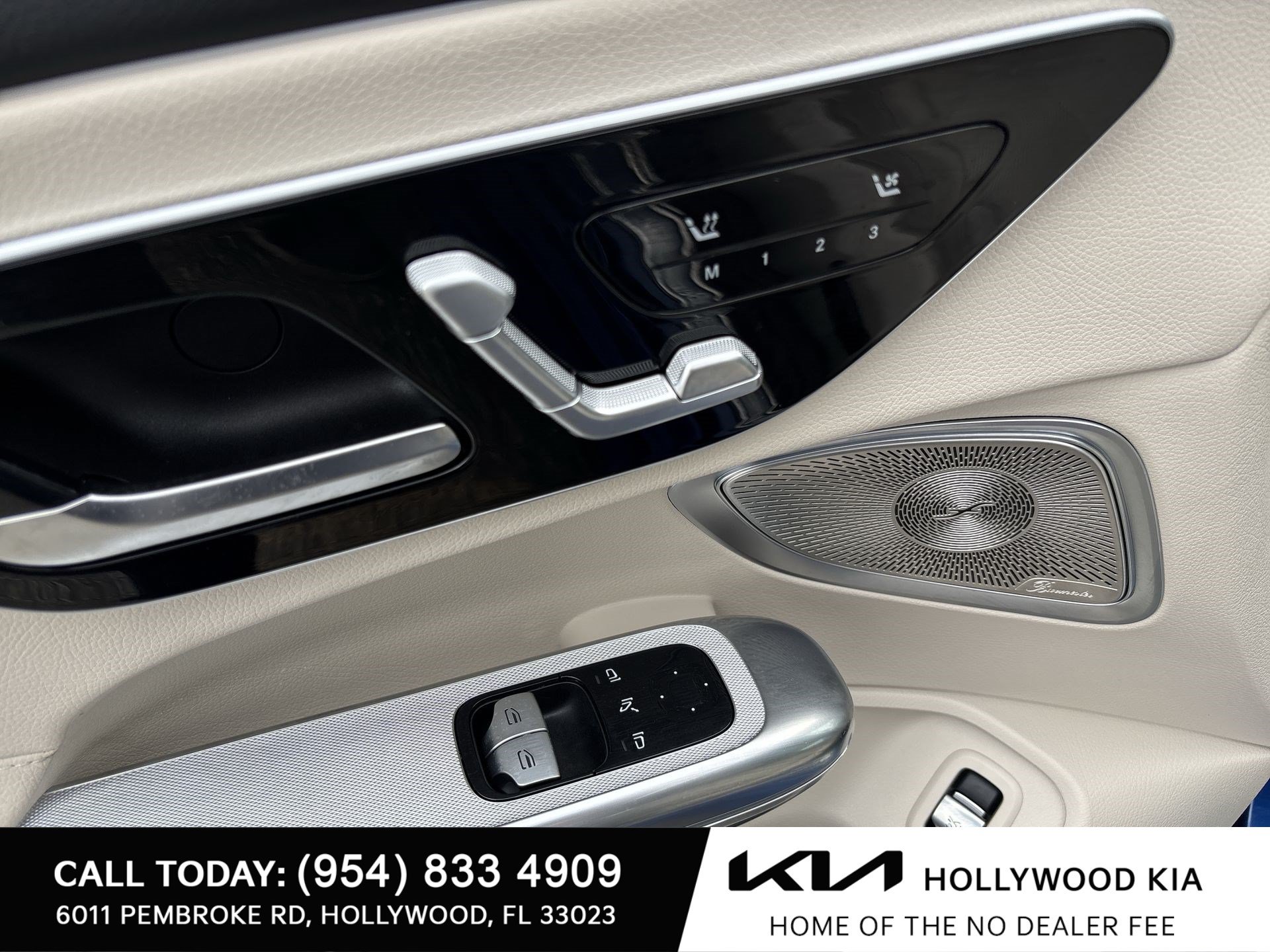 Used 2024 Mercedes-Benz CLE 300 4MATIC Coupe image 15
