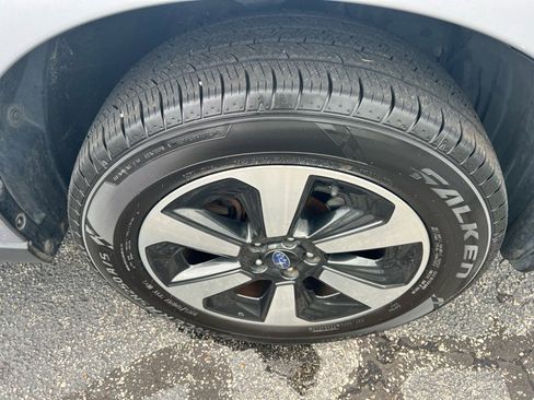 Used 2017 Subaru Forester 2.5i Limited image 21