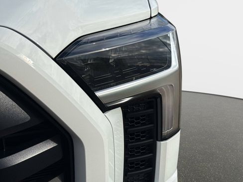 New 2026 Toyota Tundra SR5 AWD/4WD image 9