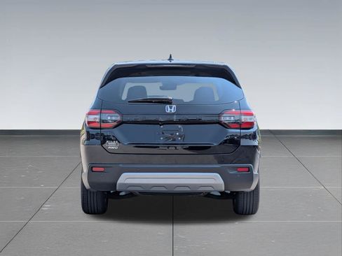 Certified 2025 Honda Pilot EX-L image 4