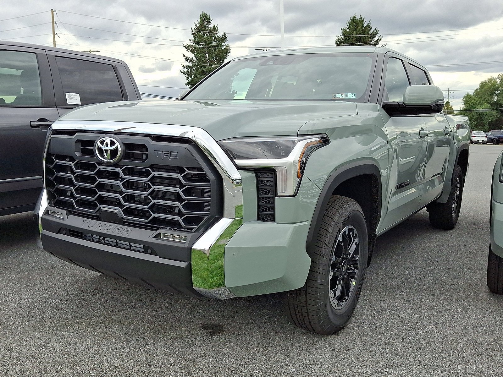 New 2026 Toyota Tundra SR5 w/ TRD Off-Road Package AWD/4WD image 3