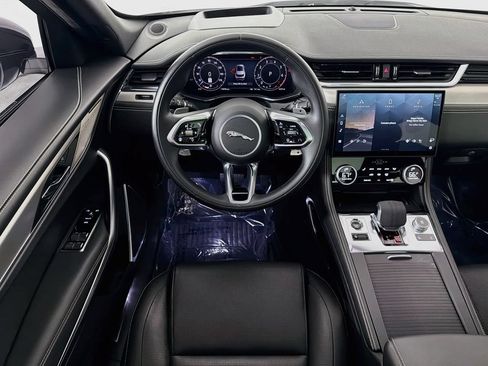 Certified 2025 Jaguar F-PACE R-Dynamic S AWD/4WD image 24