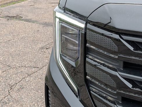New 2026 GMC Sierra 1500 Elevation w/ Elevation Premium Package AWD/4WD image 4