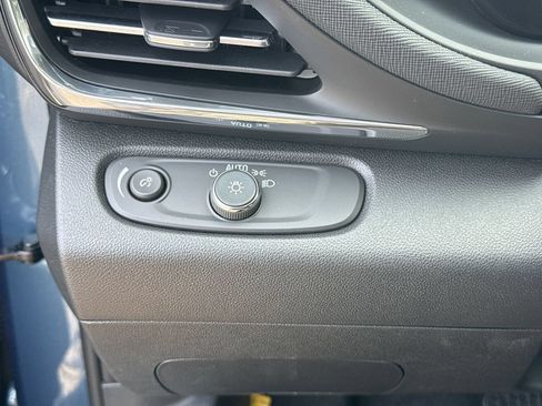 New 2026 Buick Envista Preferred FWD image 17