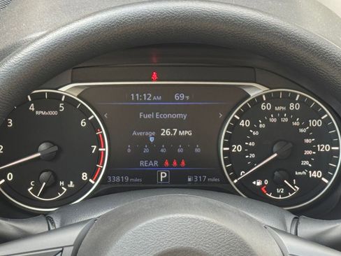 Used 2025 Nissan Altima 2.5 SV image 41