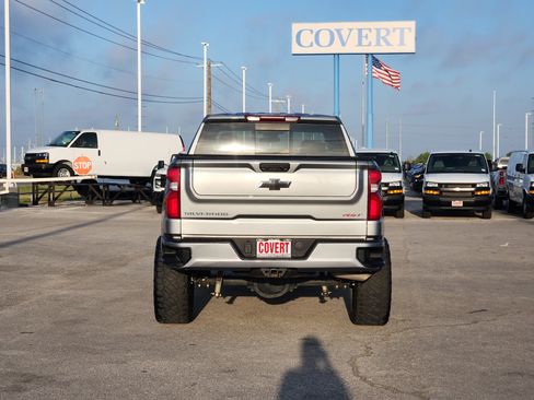 Used 2025 Chevrolet Silverado 1500 RST w/ Convenience Package II AWD/4WD image 6