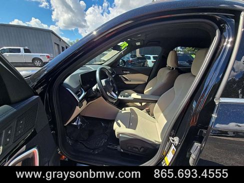 Used 2023 BMW X1 xDrive28i image 10
