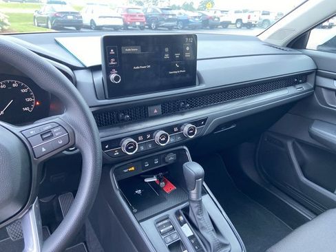Used 2026 Honda CR-V EX image 23