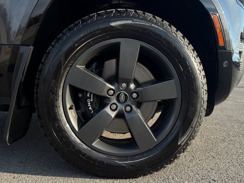 Used 2023 Land Rover Defender 110 image 88