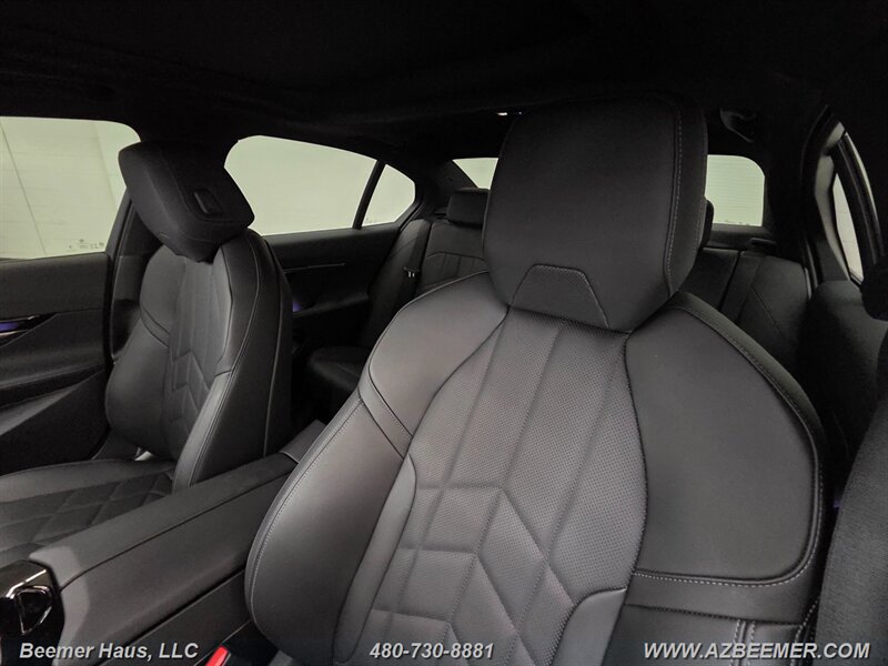 Used 2026 BMW i5 eDrive40 w/ M Sport Package RWD image 20