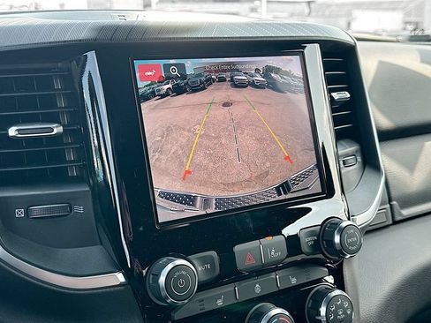 New 2026 RAM 1500 4x4 Crew Cab image 17
