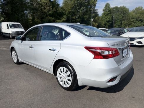 Used 2017 Nissan Sentra SV FWD image 4