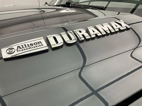 Used 2019 Chevrolet Silverado 3500 High Country w/ Duramax Plus Package image 25