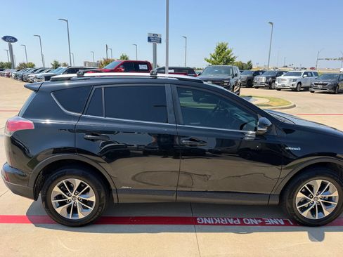 Used 2016 Toyota RAV4 XLE AWD/4WD image 27